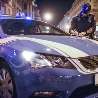 Savona, controlli della Polizia di Stato: 60 persone identificate