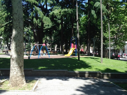 Degrado in piazza del Popolo a Savona, il comitato dice basta: &quot;Le istituzioni si devono mobilitare&quot;