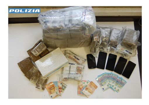 Savona, sei arresti per detenzione e spaccio di droga, sequestrati 32 chili di hashish