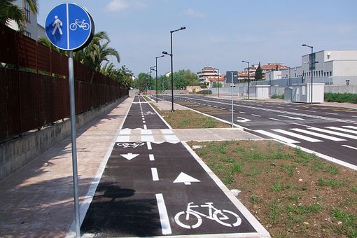 Albenga: multe e piste ciclabili