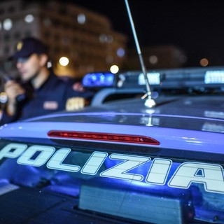 Savona, danneggia 24 auto in sosta: arrestato un marittimo turco