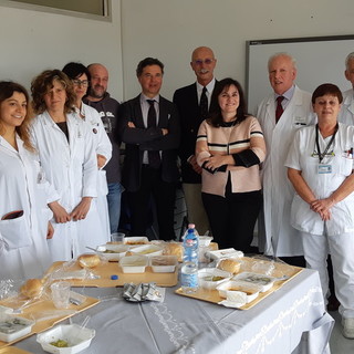 Pasquetta in ospedale, il Presidente Toti, consiglieri e assessori regionali raccontano l'esperienza (FOTO)