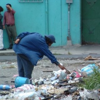 Chiesa VS Comune di Savona: lo scarica barile dei poveri