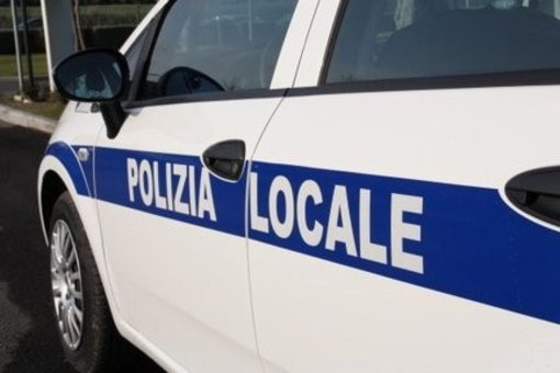 Andora, bando di selezione pubblica per un posto di agente di polizia locale