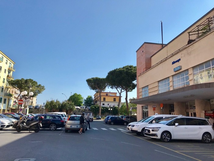 Albenga, al via la messa in sicurezza di piazza Matteotti