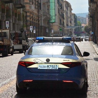 Minacce e aggressione per motivi di viabilità a Savona: denunciati due fratelli