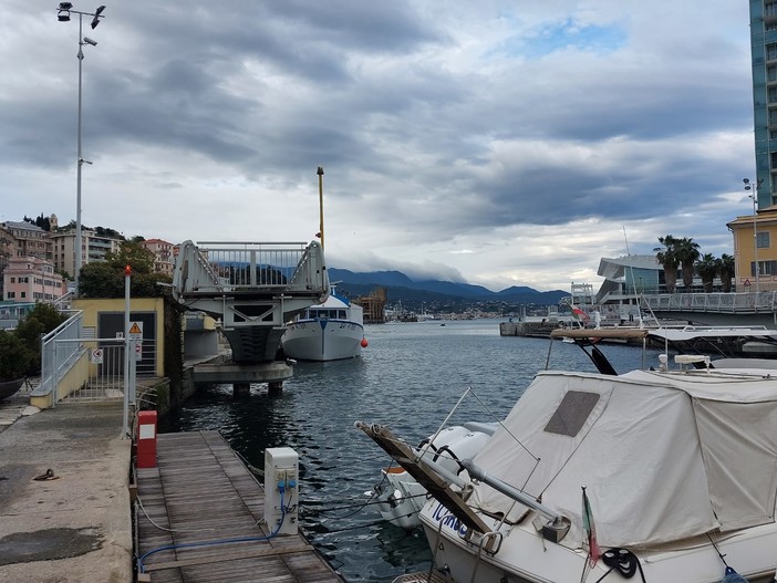 Savona, ancora guasto il ponte della Darsena. Canavese (Autorità Portuale): &quot;I tecnici effettueranno le verifiche&quot;