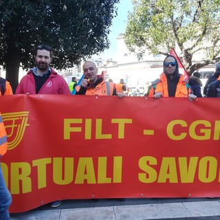Sicurezza sul lavoro, i portuali della FILT CGIL di Savona alla manifestazione di Napoli