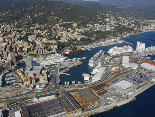 Porto Savona-Vado, Uiltrasporti: &quot;Vengono usati lavoratori cooperativa quando i terminalisti sono in cassa integrazione Covid. Chiederemo intervento dell'Autorità Portuale&quot;