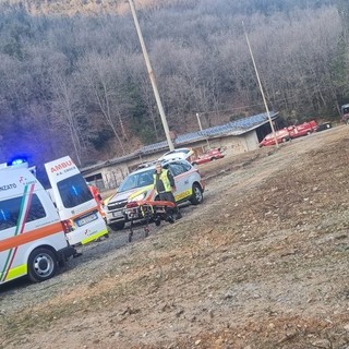 Precipita col parapendio a Bergeggi, giovane francese salvato dagli uomini del Nucleo Cinofili Liguria