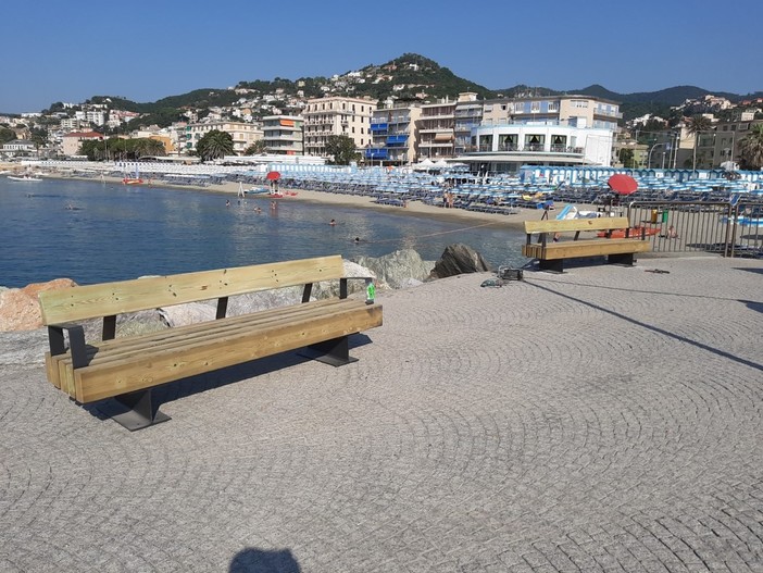 Da Albissola a Is Arenas: un pedalò sulle spiagge sarde