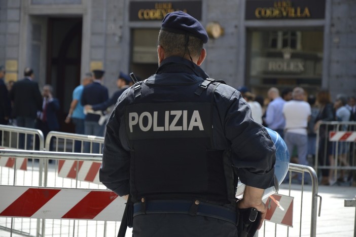 Aveva picchiato violentemente e derubato un giovane: arrestato Denis Romero