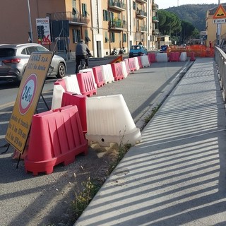 Vado Ligure, da lunedì via al rifacimento del ponte sul torrente Segno: Aurelia chiusa fino ad aprile 2025