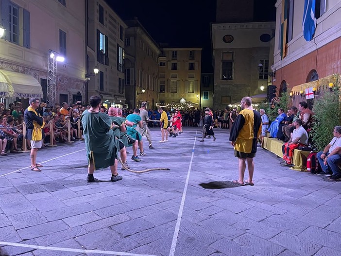 C’è voglia di Palio ad Albenga: grande successo per l’inaugurazione dell’evento