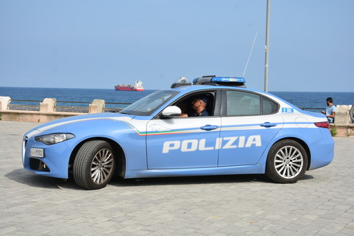 Feste in spiaggia, sul lungomare e in un ristorante: sanzionati tre locali a Pietra, Noli e Albenga