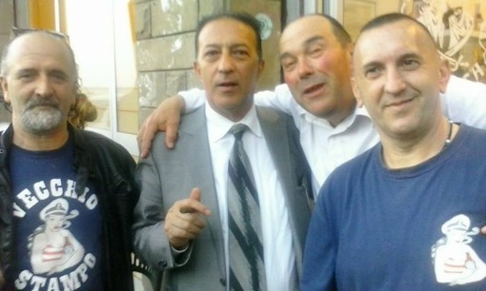 Savona, la Gradinata Perachino ricorda l'ex presidente biancoblù Bettino Piro: &quot;Addolorati da questa notizia, siamo vicini alla famiglia&quot;