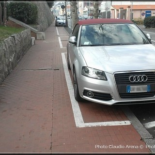 I parcheggi creativi del comune di Albisola Superiore