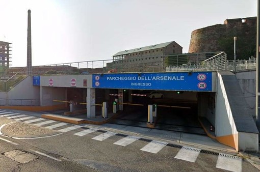 Savona, un parcheggio periferico per liberare quello dell'Arsenale dalle auto dei croceristi