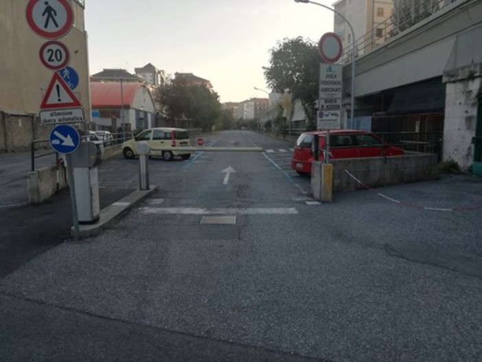 Savona, Ata mette in vendita 149 posti auto