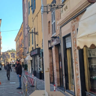 Albenga, nel centro storico tornano le proiezioni architetturali per Natale