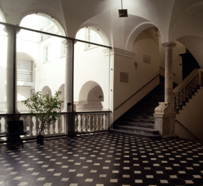 Savona, Palazzo Gavotti chiude per lavori di messa in sicurezza