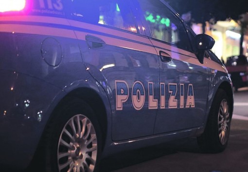 Savona, rissa tra giovani in Piazza dei Della Rovere: ferita una ragazza