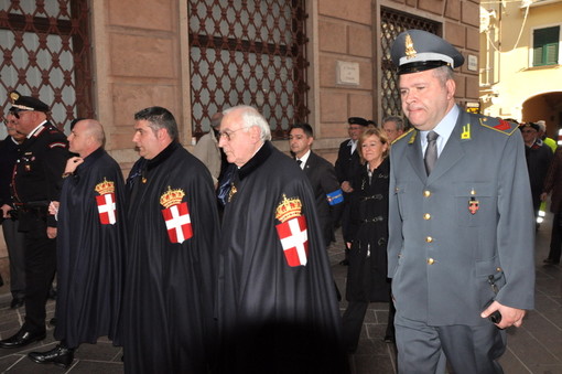 La Guardia d’Onore ha partecipato a Pietra Ligure all’intitolazione di una piazza dedicata a re Vittorio Emanuele II