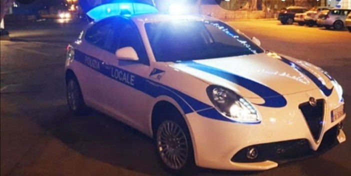 Aggredisce alcuni poliziotti nel milanese e sfugge all'obbligo di firma: un noto &quot;soggetto pericoloso&quot; arrestato dagli agenti di Albenga