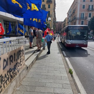 Trasporto pubblico, sindacati insoddisfatti dopo l'incontro con Berrino: richiesto un faccia a faccia urgente con Toti