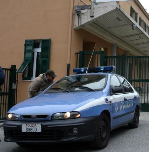 Alassio: faceva lavorare clandestini, arrestato poliziotto