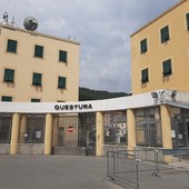 Atti sessuali durante le visite a Savona, altre pazienti denunciano il ginecologo Traversa