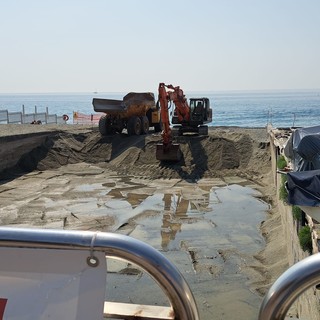 Celle, scatta la rimozione della sabbia nel torrente Ghiare: sarà utilizzata per il ripascimento