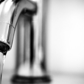 Andora, acqua salata dai rubinetti: l'amministrazione incontra i cittadini