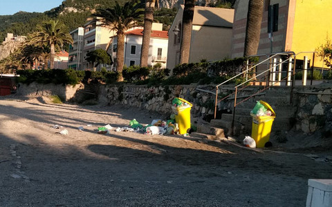 Finale, nei fine settimana potenziato il servizio raccolta rifiuti: più addetti e cestini gettacarte