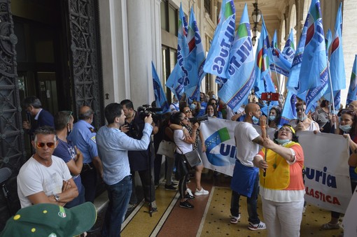 Lavoratori mense e pulizie: Cgil, Cisl e Uil siglano l'accordo con la Regione