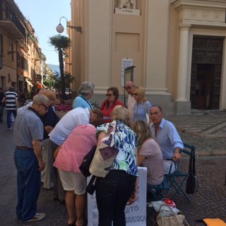 Savona: raccolta di firme a sostegno di Silvio Berlusconi