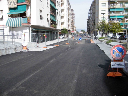 Albenga, effettuata la riasfaltatura di Via Gastaldi