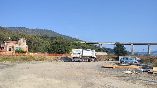 Andora, al via le opere di viabilità a valle della nuova stazione ferroviaria: un accesso più agevole per i viaggiatori