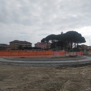 Miglior accessibilità e più parcheggi dedicati: ad Andora via ai lavori per la nuova rotonda della stazione