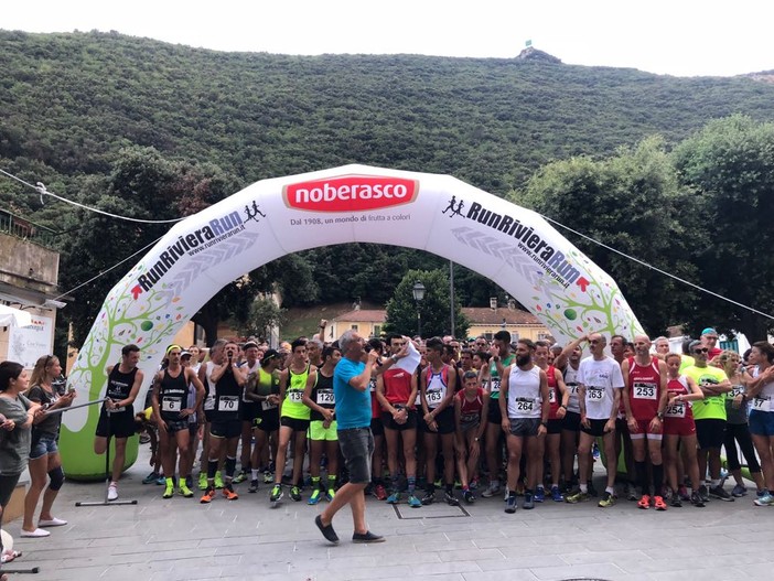 Finale, 300 partecipanti alla sesta edizione della &quot;Borgo by Night Running&quot;