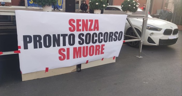 Albenga, il comitato #Senzaprontosoccorsosimuore: “Vigileremo affinché la promessa di riaprire il pronto soccorso venga mantenuta da Bucci”