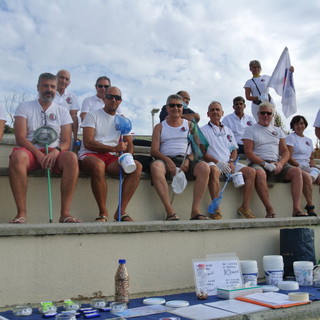 Albisola, oltre 5000 mozziconi raccolti dai volontari di Assonautica nel quarto appuntamento di &quot;In spiaggia senza filtri&quot;