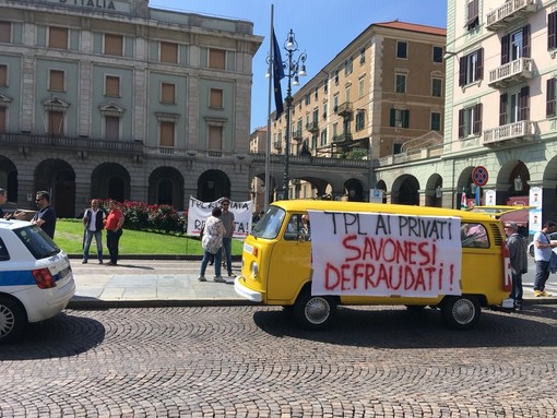 Sciopero Tpl, i lavoratori scendono in piazza. Pasa (CGIL): &quot;In mezzo ai cittadini per tenerli informati&quot;