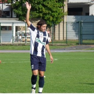 Calcio, l'attaccante Cosimo Tedesco approda sotto la Torretta