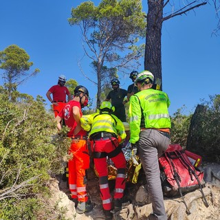 Finale, malore per un'escursionista tedesca sul sentiero del Pellegrino: trasportata in elisoccorso