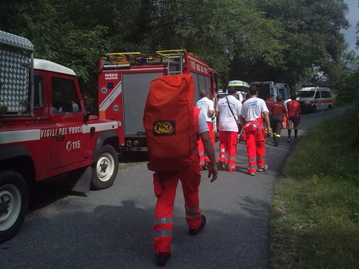 Perti, turista tedesca soccorsa dai Vigili del Fuoco di Finale