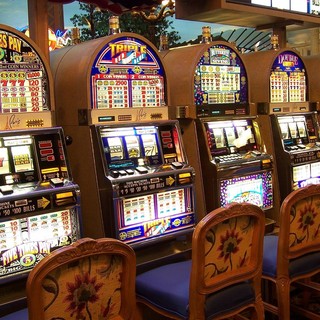 Come le leggi italiane sulle slot machine stanno influenzando l'industria del gioco