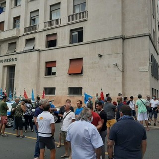 Savona, il comune e l'azienda presentano il cronoprogramma: sospeso lo sciopero dei lavoratori Ata