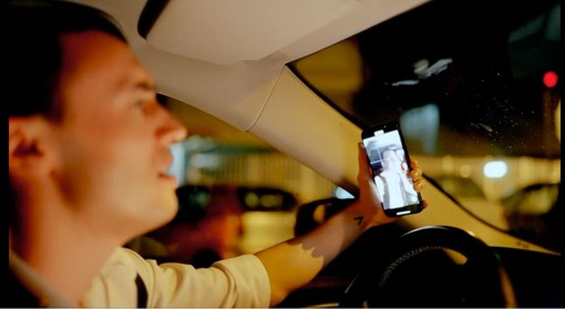 &quot;Guida e basta&quot;, il nuovo spot dell'Anas contro l’uso del cellulare e le distrazioni al volante