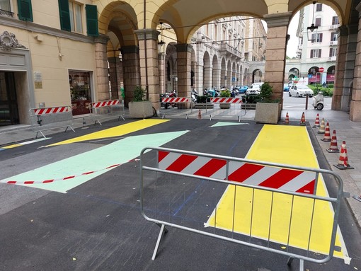 Savona, via Ratti si colora: prende il via il restyling dell'area pedonalizzata (FOTO)